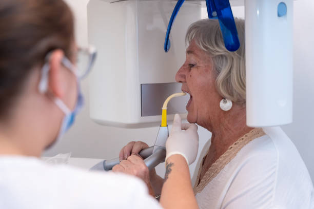 Best Emergency Tooth Extraction in Montgomery, OH